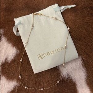 ENewton Gold/Pearl 17” choker